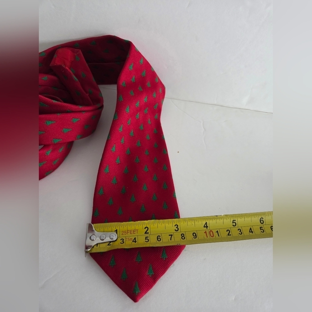 Schreter Red and Green Christmas Tree Patterned Men's Tie 54 in. - Picture 5 of 6
